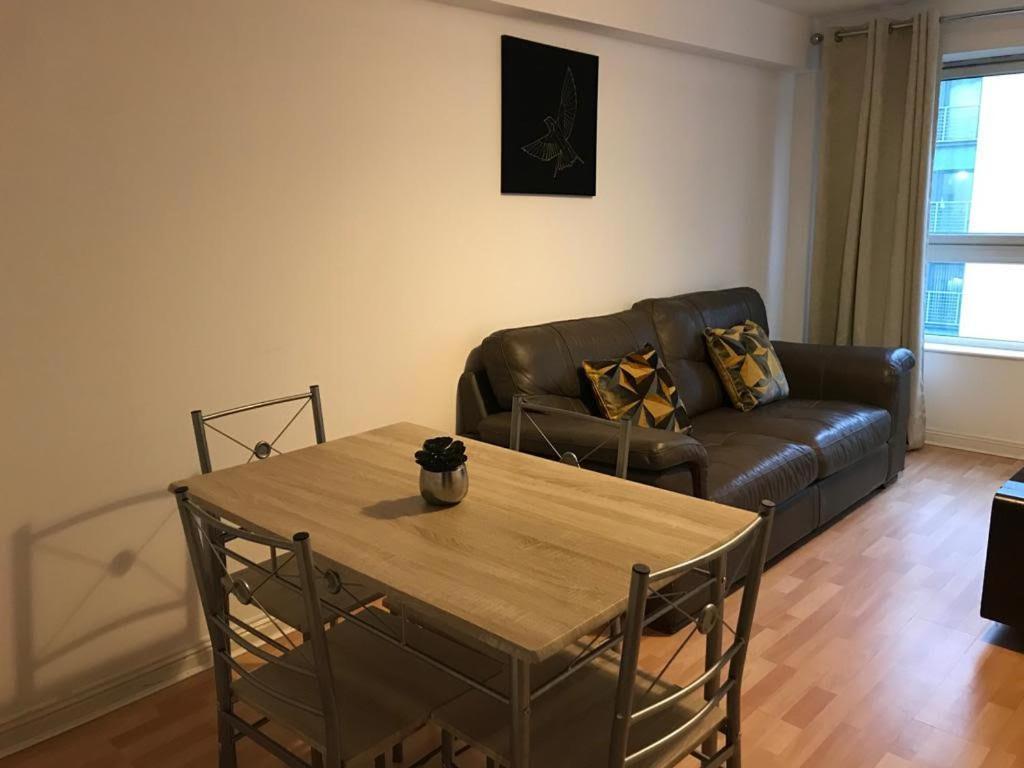 غلاسغو Apex Wallace St Apartment المظهر الخارجي الصورة